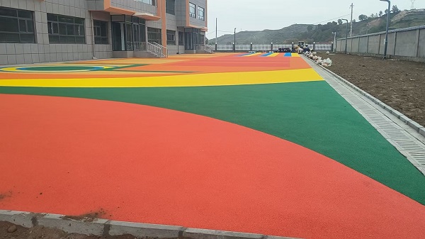 积石山县托育中心心 (4).jpg